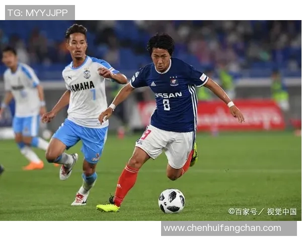 横滨水手与乌栖砂激战正酣谁能在这场较量中笑到最后