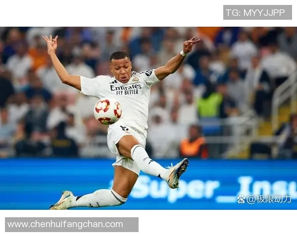 皇马与曼联激战正酣比分直播全程跟踪精彩瞬间不容错过 皇马与曼联激战正酣比分直播全程跟踪精彩瞬间不容错过