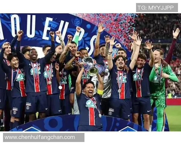 利物浦与利兹联精彩对决录像回放全程分析与精彩瞬间回顾 利物浦与利兹联精彩对决录像回放全程分析与精彩瞬间回顾