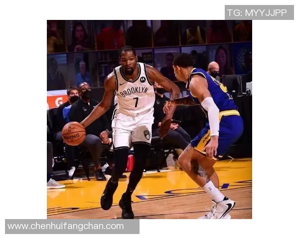 雄鹿队与篮网队激战正酣球迷期待精彩对决与战术较量