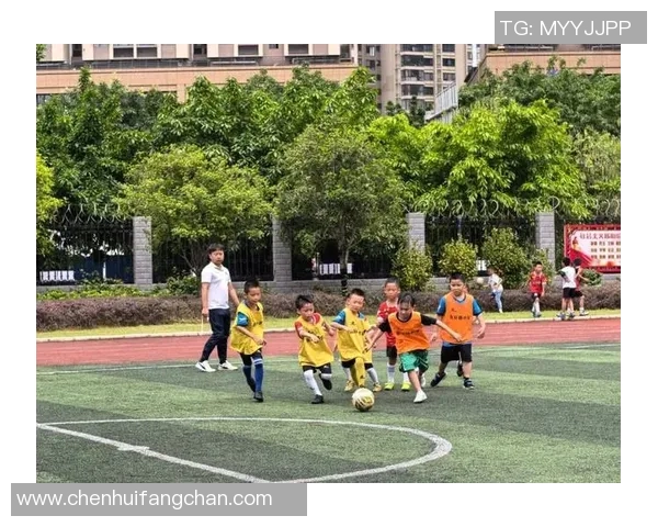 柳州小学生足球比赛精彩直播全程回顾与赛况分析 柳州小学生足球比赛精彩直播全程回顾与赛况分析