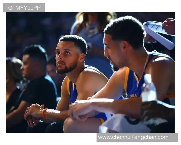 克莱汤普森：勇士队的三分王与篮球场上的传奇故事