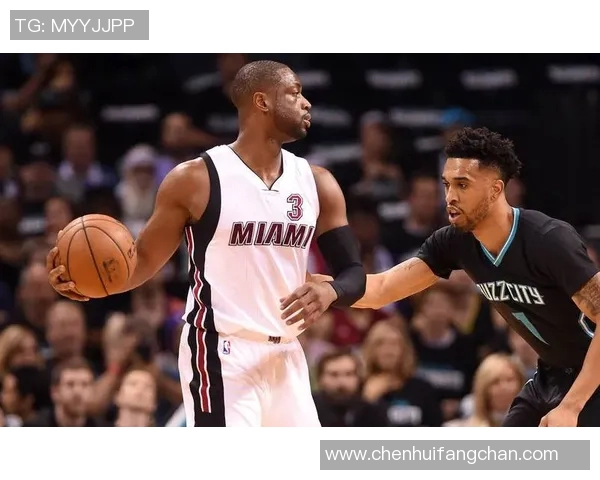 勇士与热火的巅峰对决十二年间的荣耀与传奇交锋 勇士与热火的巅峰对决十二年间的荣耀与传奇交锋